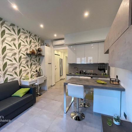 R39 Modern Apartment With Private Parking Milan Luaran gambar