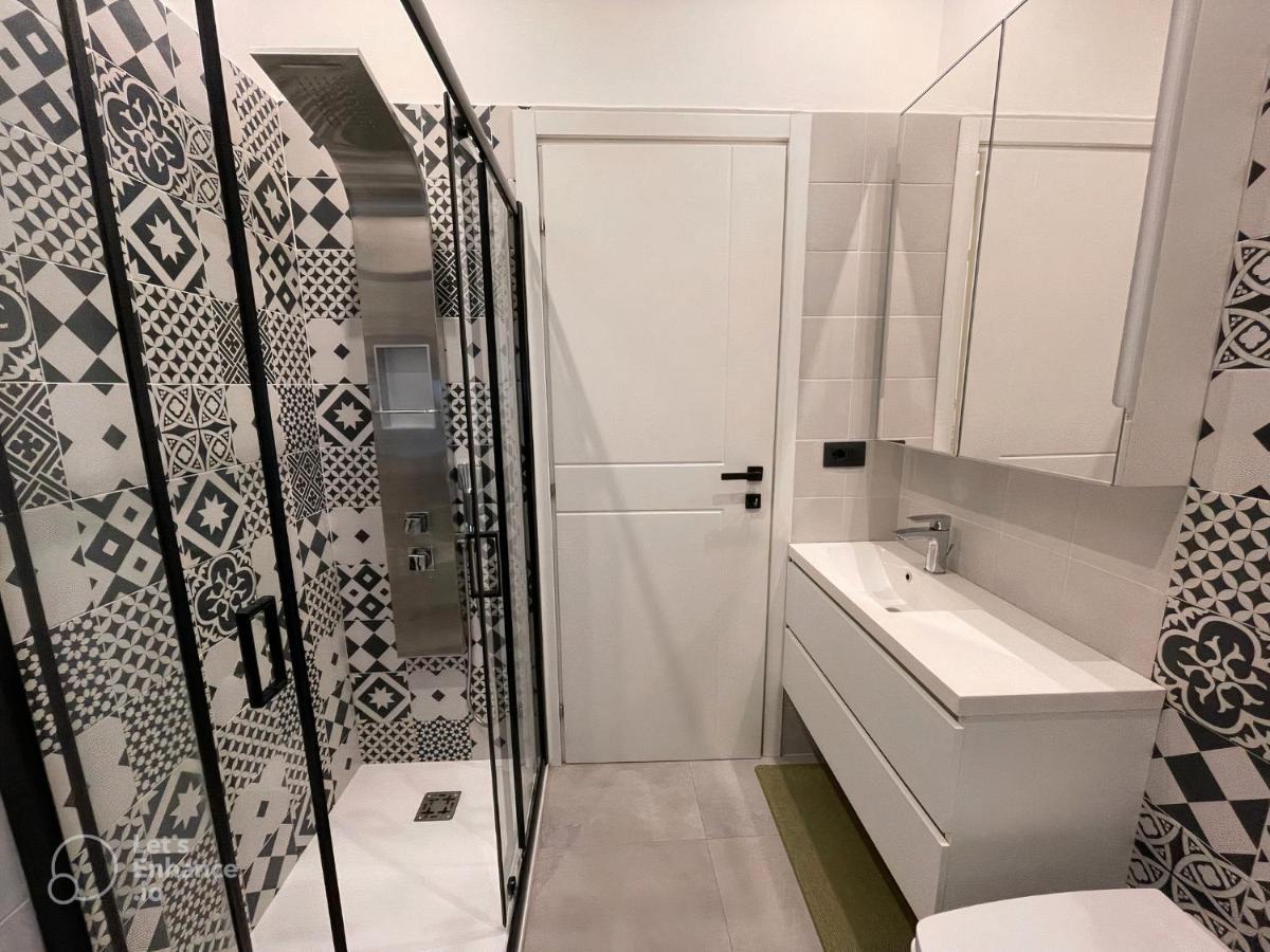 R39 Modern Apartment With Private Parking Milan Luaran gambar