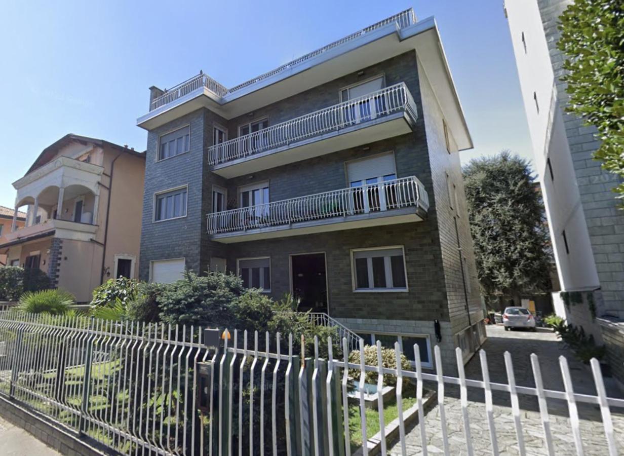 R39 Modern Apartment With Private Parking Milan Luaran gambar